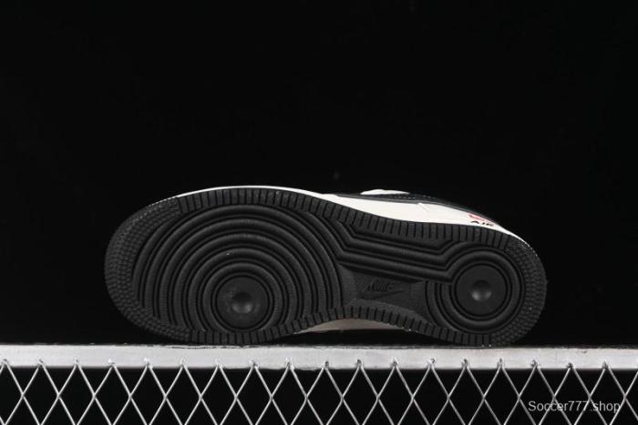 Nike Air Force 1 '07 Low Supreme Collaboration - White Black - XZ3368-001