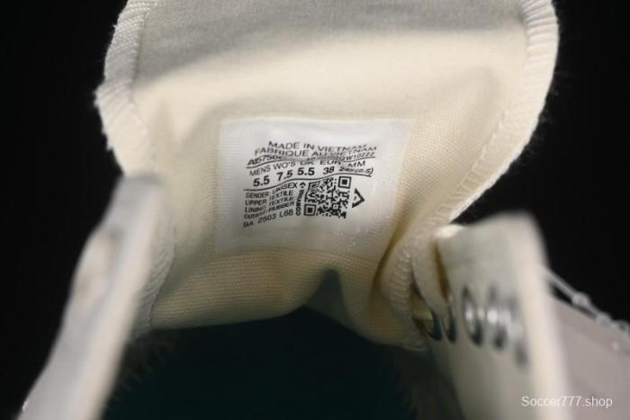 Converse Chuck 1970s Low Top Casual Sneakers with Moon Embroidery - A15750C