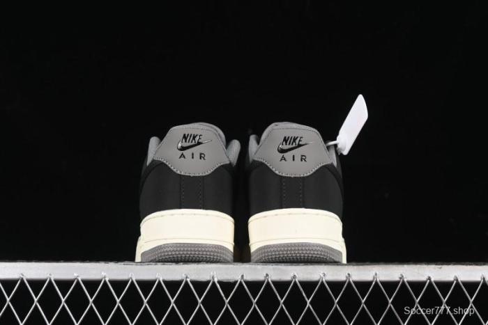 Nike Air Force 1 '07 Low Casual Sneakers with Full-Length Air Cushion - FZ5225-001