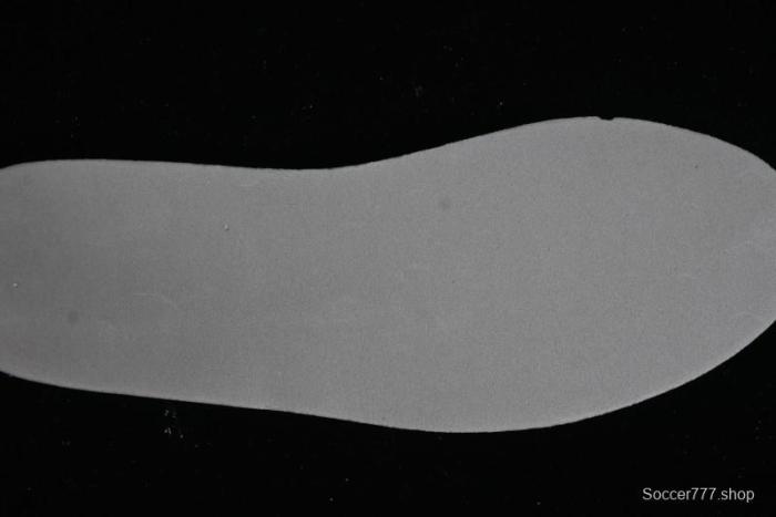 Nike Runtekk V2K Retro Low-Top Running Shoes with Cushlon Foam and Anti-Slip Design - FN6703-001