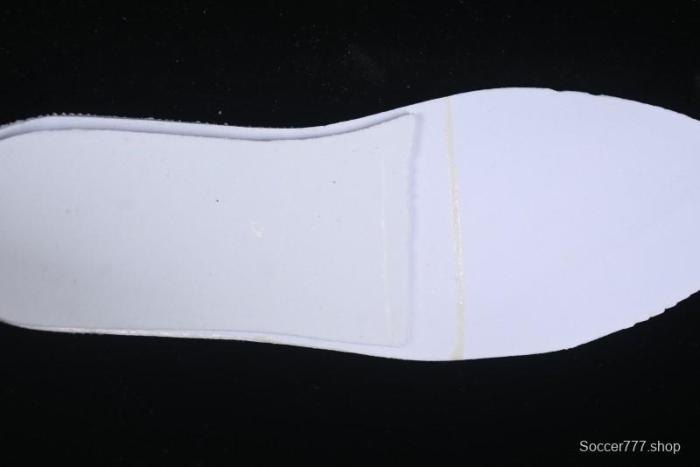 Converse Chuck 70 High Top Sneakers with Star Patch and Thick Sole - 581672C