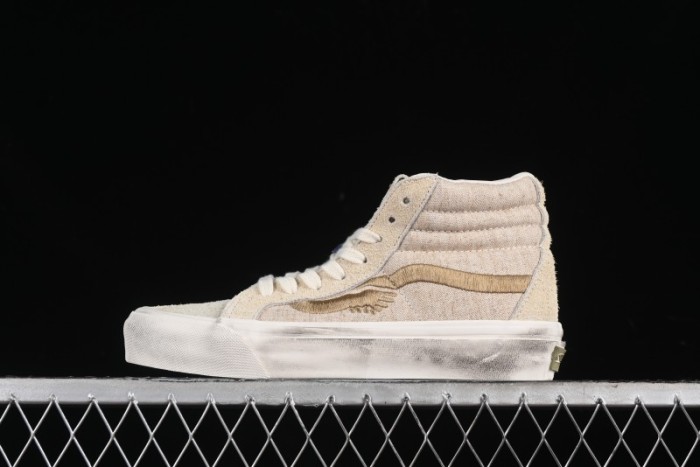 Vans Notre Premium Sk8-Hi High-Top Skate Shoes with Upgraded Suede and Linen Materials - VN000CR0BWQ