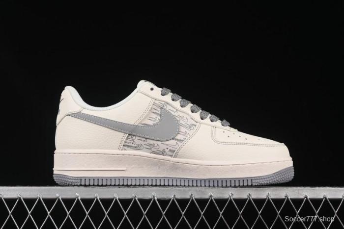 Nike Air Force 1 '07 Low Collaboration Sneakers with Double Swoosh Design - HH7518-070