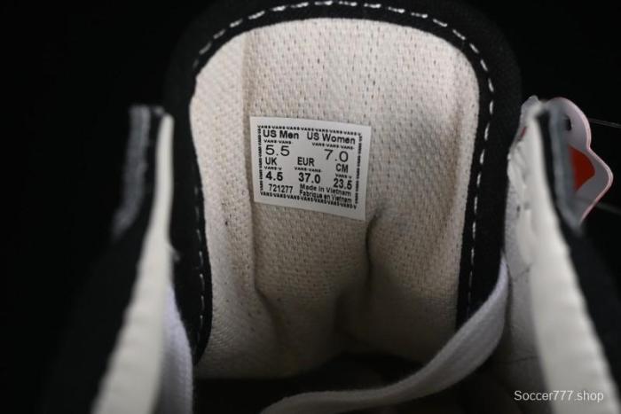 Vans Premium Old Skool 36 Retro Skate Shoes with Cushioned Insole - VN000D56239