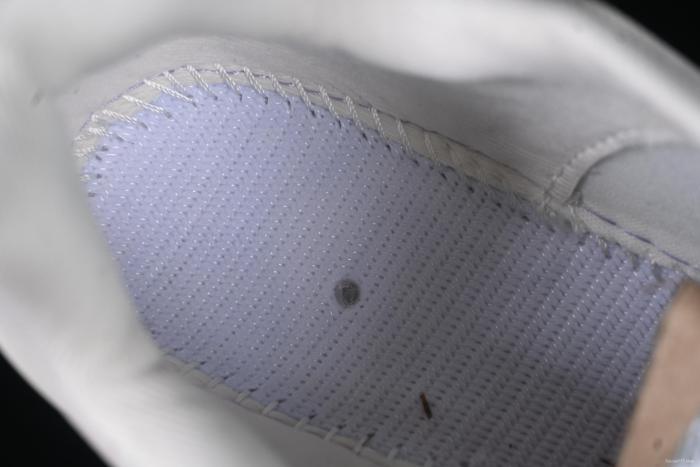 Nike Zoom 2023 Air Max Alpha – White/Black Premium Performance Shoes