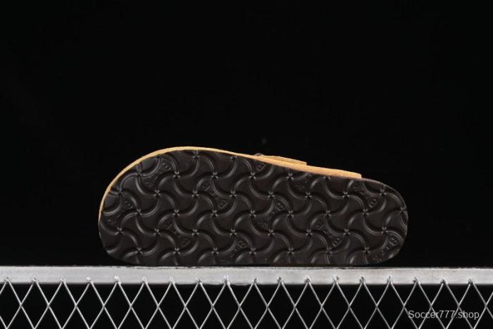 Birkenstock Arizona Soft Footbed Sandals with Suede Leather and Lambswool Lining - G.D4