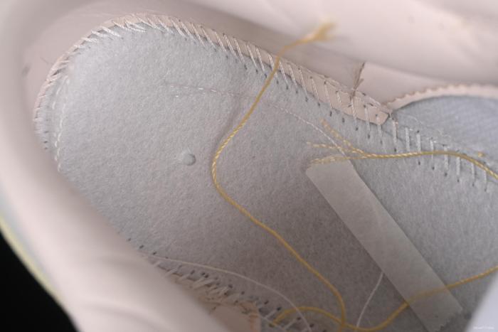 Nike SB Dunk Low White Light Pink SB Low-Top Casual Skate Shoes - FB7901-601