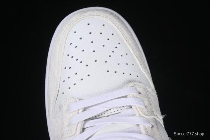 Nike Dunk Low Year of the Dragon Limited Edition Low-Top Casual Sneakers - DV0831-101