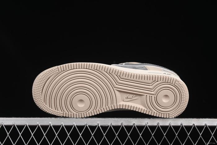 Nike Air Force 1 '07 Low Supreme Collaboration Sneakers with Red Snake Swoosh - SJ6698-023