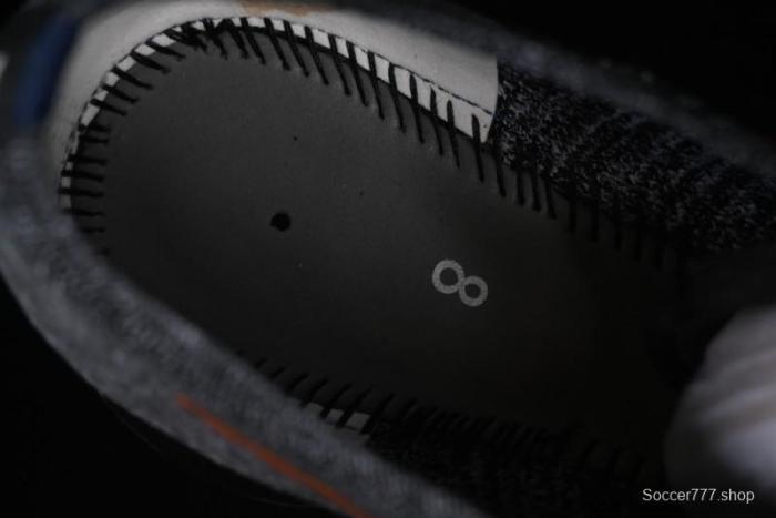 Nike Vapormax Flyknit Breathable Casual Running Shoes with Full-Length Air Cushion - 849558-010