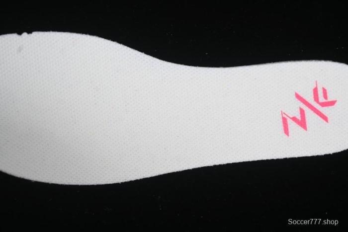 Nike Zoom Fly 6 Lightweight Responsive Running Shoes with Flyknit and React Technology - FN8455-102