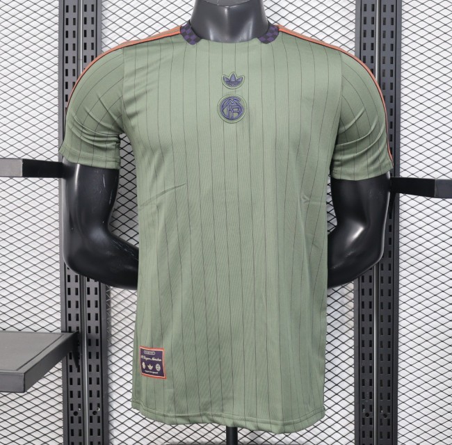 Player Version 25/26 Bayern Munich Grass Green Casual Jersey