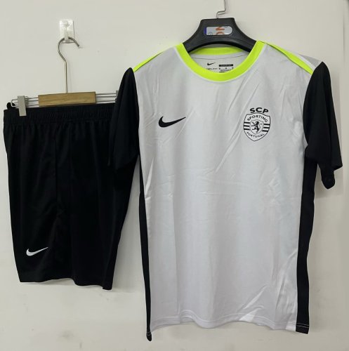 25/26 Sporting Lisbon Pre-match Training Jersey Off-white (No Sponsor)+ Shorts