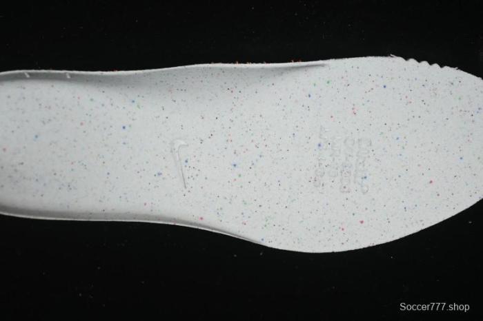 Nike Air Zoom Pegasus Premium Running Shoes with Full-Length Visible Air Zoom Cushioning - HQ2592-002