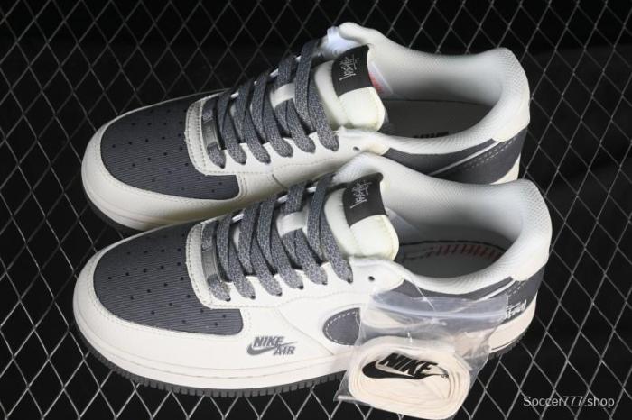 Nike Air Force 1'07 Low Stussy Collaboration Light Gray Canvas Casual Sneakers - JP8028-011