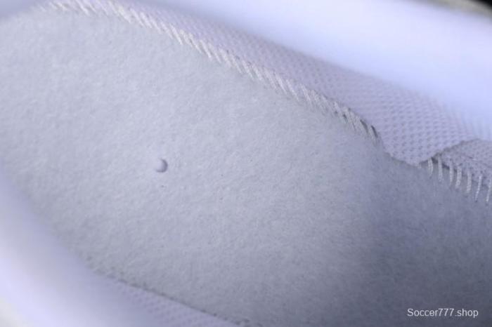 Nike Air Max 90 Retro Running Shoes with Max Air Cushion - CN8490-100