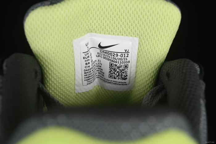 Nike Air Max 90 Retro Running Shoes with Visible Air Cushion - DM0029-012