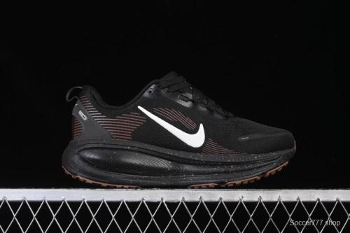 Nike Air Zoom Vomero 18 Cushioned Running Shoes - IH4454-001