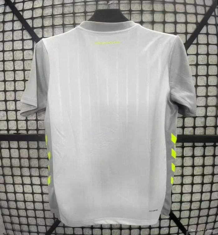 25/26 Werder Brenmen Away Jersey