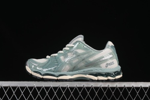 Asics Gel-Nimbus 12.1 Retro Breathable Cushioned Men's Running Shoes - 1203A675-100