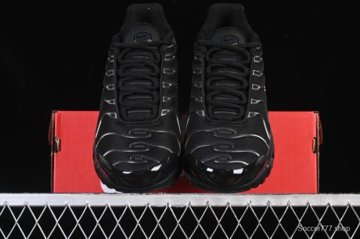 Nike Air Max Plus Retro Running Shoes with Air Cushion Technology - HJ9743-001