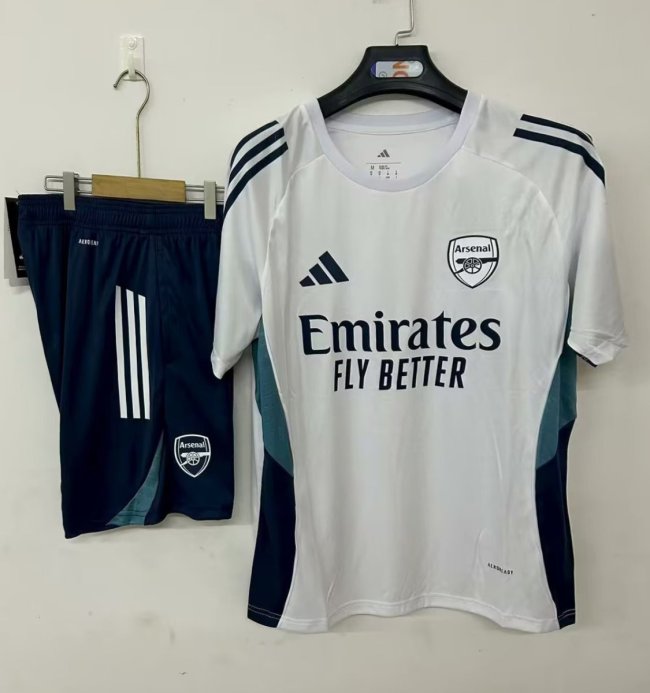 25/26 Arsenal Pre-Match Jersey White+ Shorts