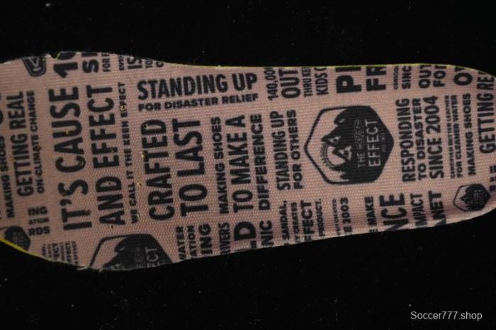 Keen Howser III Slide Winter Plush Casual Lifestyle Shoe - 1029434