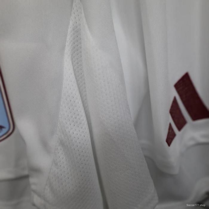 Player Version 25/26 Aston Villa White Shorts