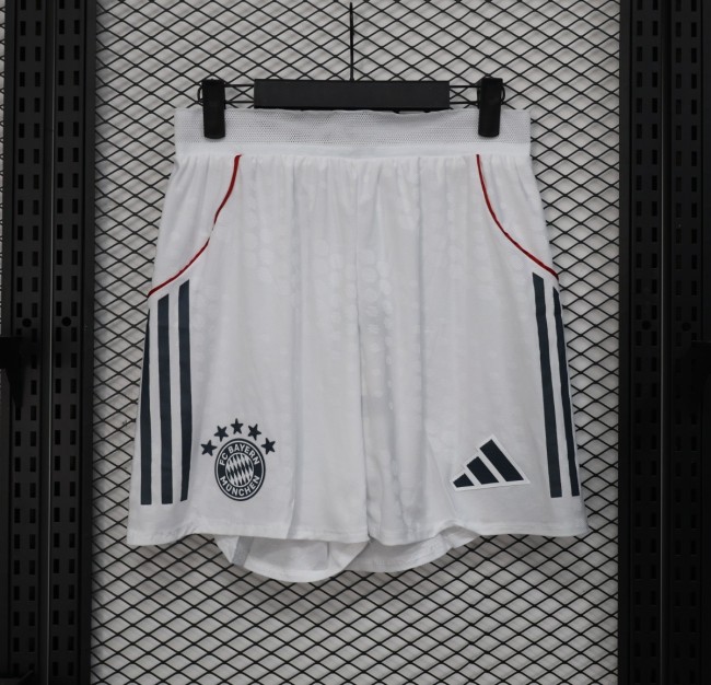 Player Version 25/26 Bayern Munich Home Shorts