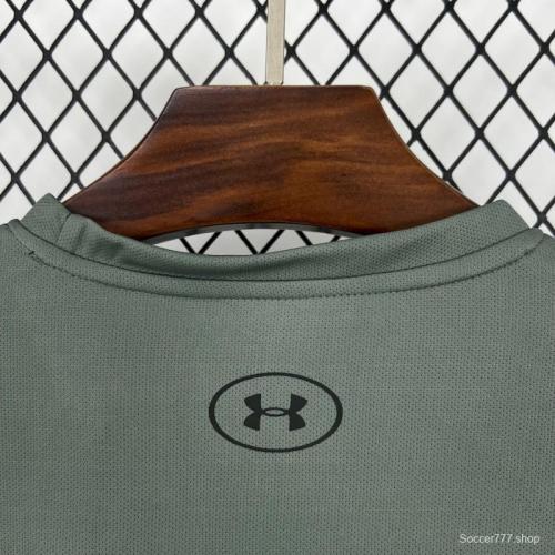 2025 Under Armour WHITE T-Shirt #1043