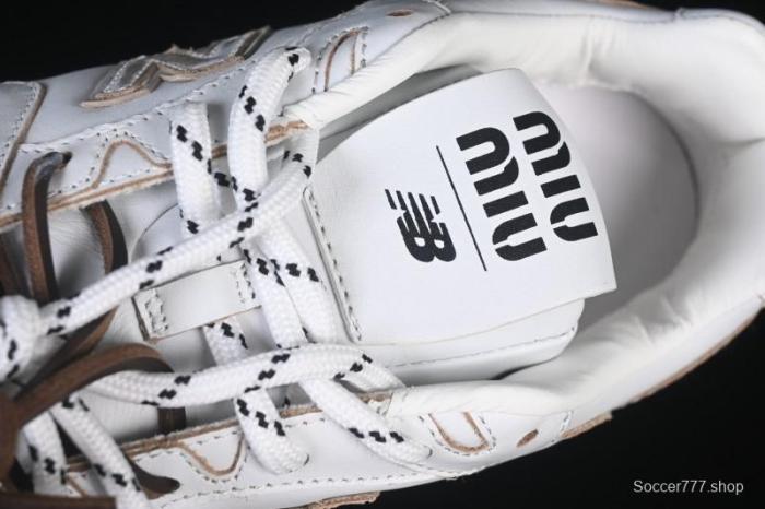 MiuMiu New Balance 530 Low-Top Retro Casual Running Shoes - AJE5