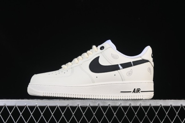 Nike Air Force 1 '07 Low Casual Sneakers in White Black - ZH0318-128