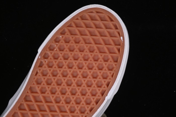 Vans Authentic 44 Slip-On Skate Shoes - VN000D5KESB