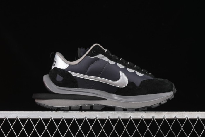 Nike Sacai VaporWaffle 3.0 Fashion Show Casual Shoes - DD1875-300