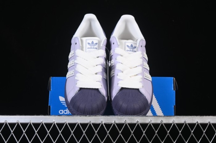 Adidas Originals Superstar II Casual Sneakers with Shell Toe Design - KJ4210