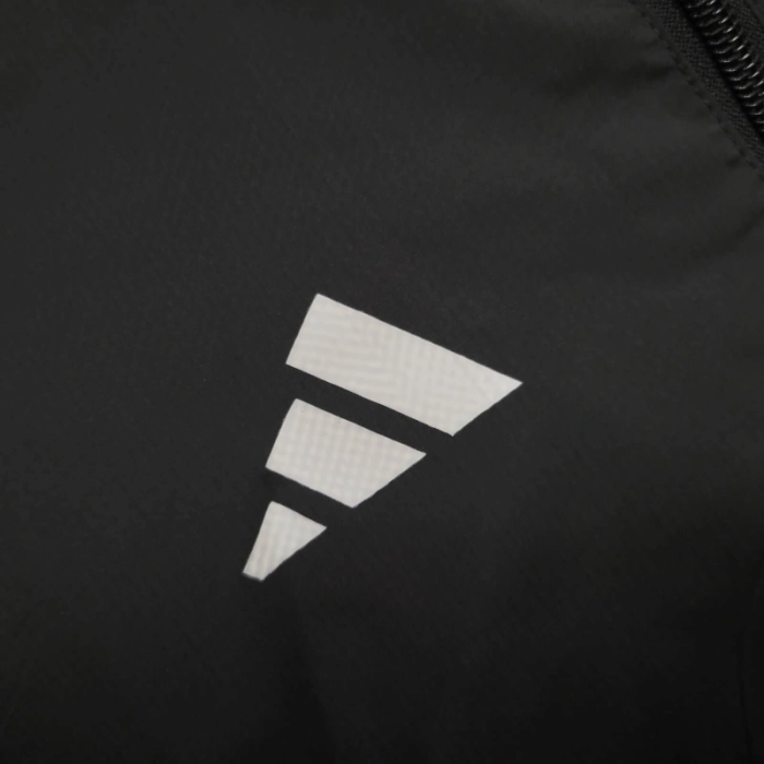 25/26 Manchester United Jacket Black Windbreaker