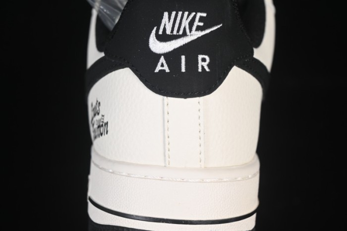 Nike Air Force 1'07 Low Casual Sneakers with Full-Length Air Cushion - XD2588-601