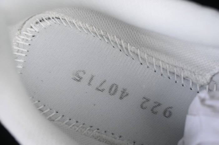 Asics Gel-NYC Retro Running Shoes with Breathable Mesh and Suede Upper - 1203A383-111