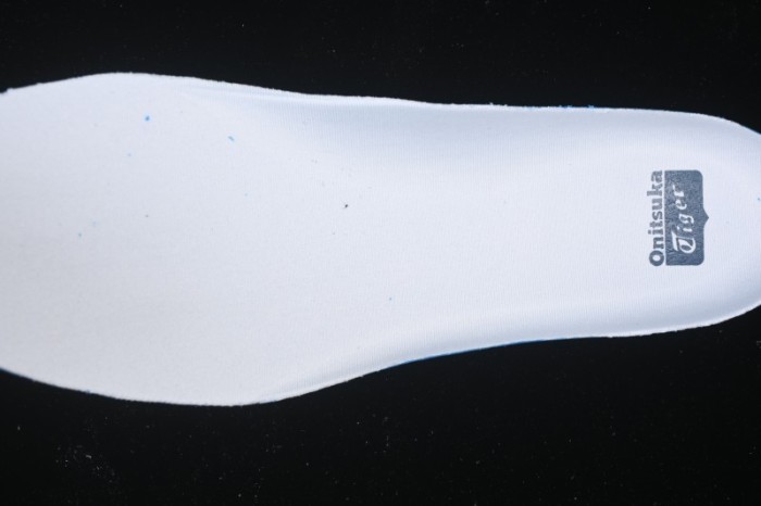 Onitsuka Tiger EDR 78 Low-Top Running Shoes with Comfort, Versatility, Slip-Resistance, and Durability - 1183C401-400