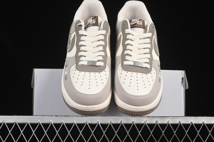 Nike Air Force 1'07 Low Smiling Bear Casual Sneakers - DB3301-881