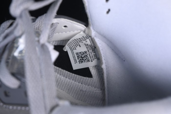 Nike Air Jordan 5 Retro Basketball Shoes with Wolf Grey Design - DD0587-002