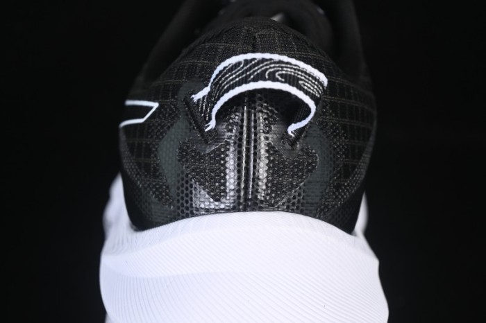 Asics Trabuco Max 3 Sports Casual Breathable Professional Running Shoes - 1011B800-021