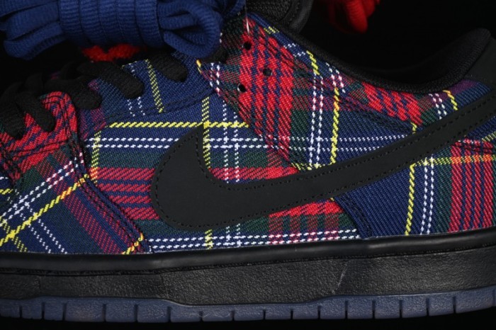 Nike SB Dunk Low Nardwuar Collaboration Scottish Plaid Low-Top Casual Skate Shoes - II1493-600