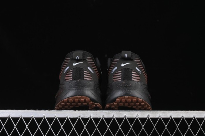 Nike Air Zoom Vomero 18 Cushioned Running Shoes - IH4454-001