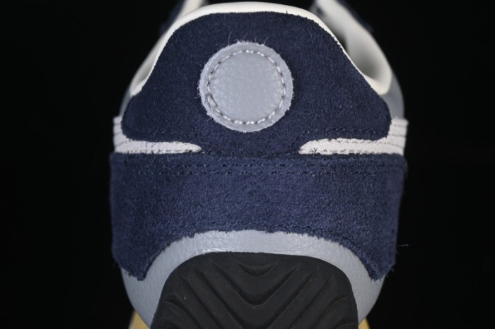 Onitsuka Tiger EDR 78 Comfortable Versatile Slip-Resistant Low-Top Running Shoes - 1183C443-400