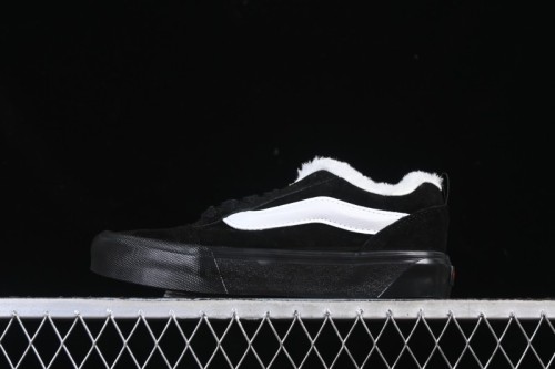 Vans Knu Skool Low-Top Suede Skate Shoes - VN0009QCBMA