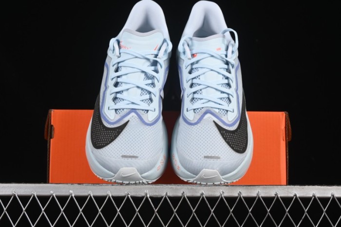 Nike Zoom Fly 6 Ultra-Lightweight Responsive Running Shoes with Carbon Fiber Plate - FN8455-400