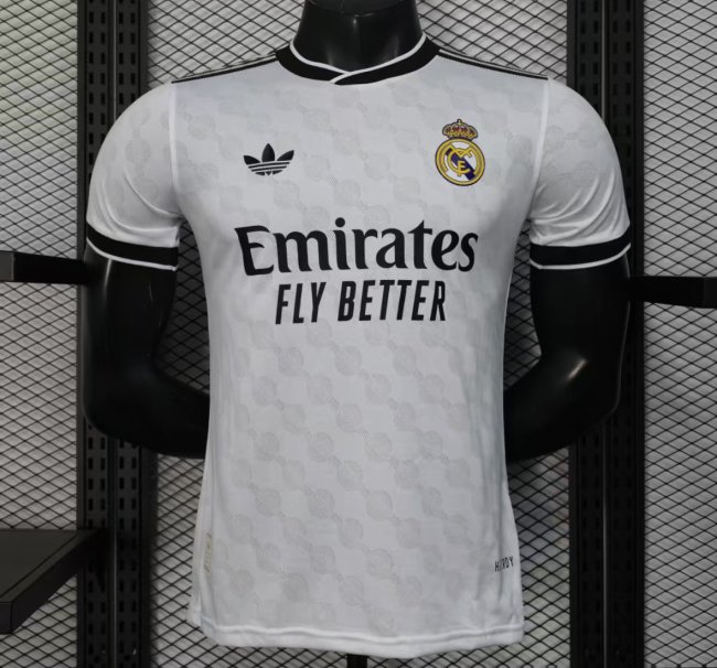 Player Version 25/26 Real Madrid White with Geometric Pattern Jersey