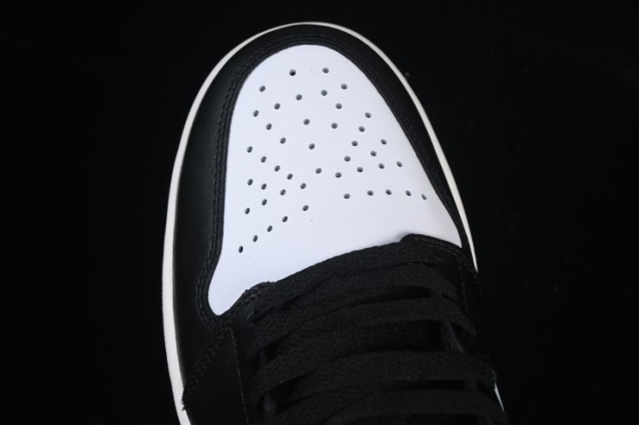 Nike Air Jordan 1 Mid AJ1 Black White Orange - DQ8426-801