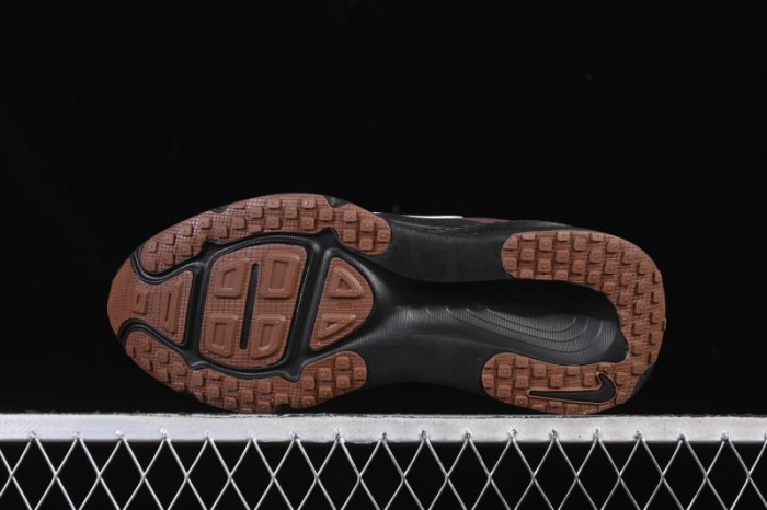 Nike Air Zoom Vomero 18 Cushioned Running Shoes - IH4454-001